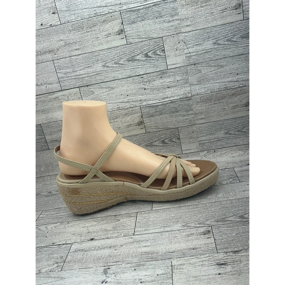 Clarks Artisan Collection Wedge Sandals Adjustable Strap Beige Size‎ 9M